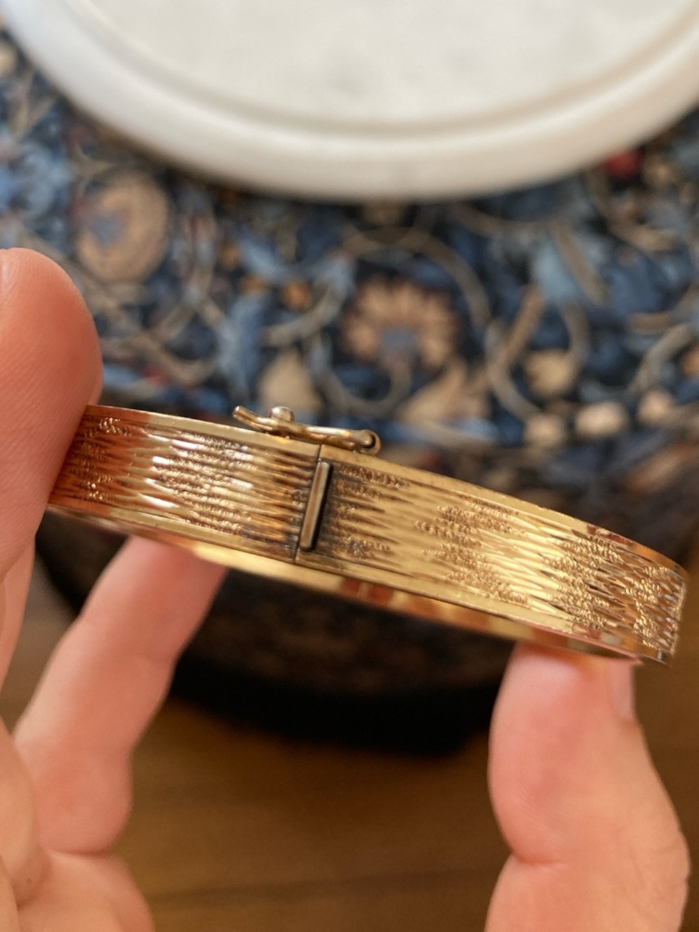 Antique Rolled Gold Hinged Bangle Bracelet w/Maker’s Mark - Picture 5 of 14